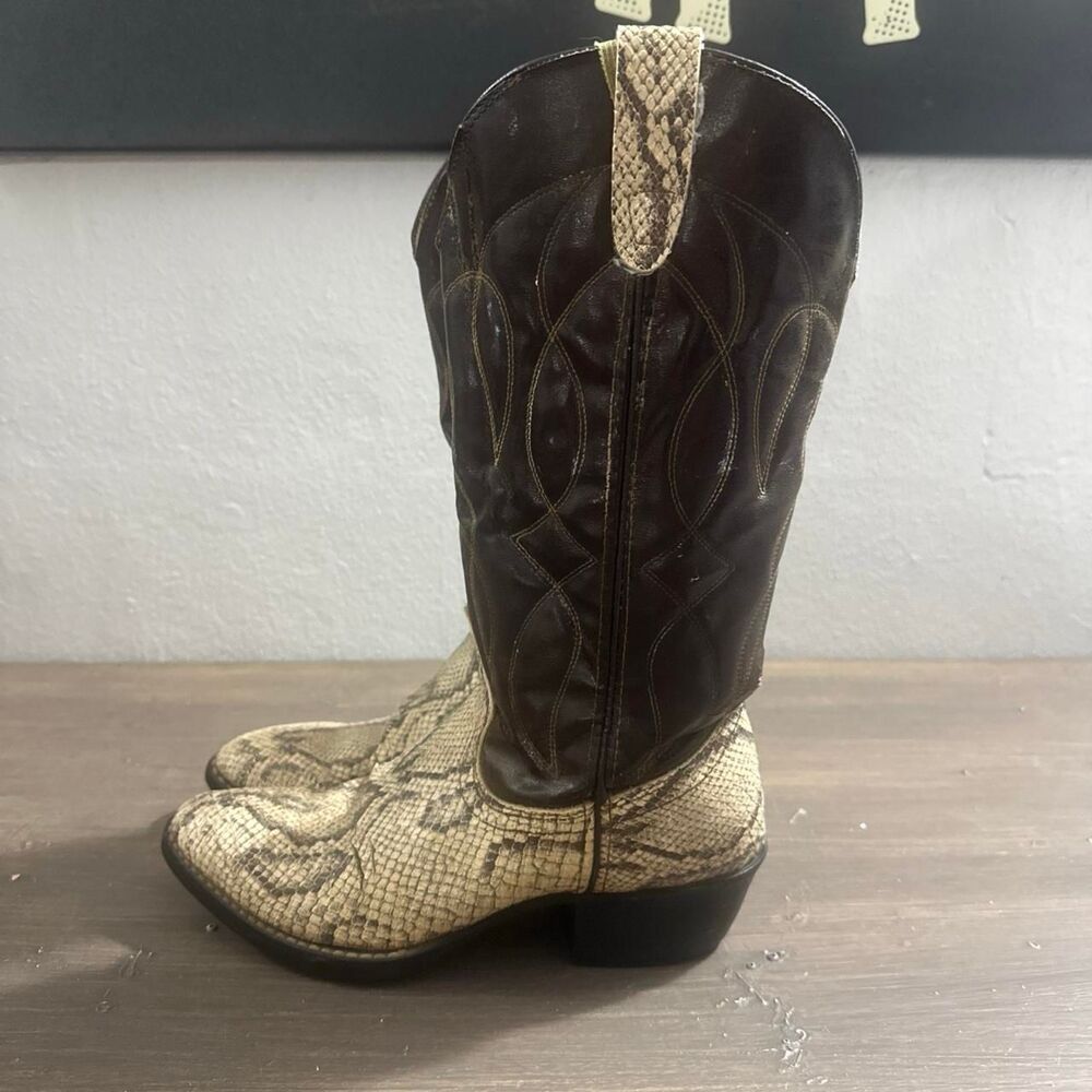 Unbranded Women's Brown and Tan Boots